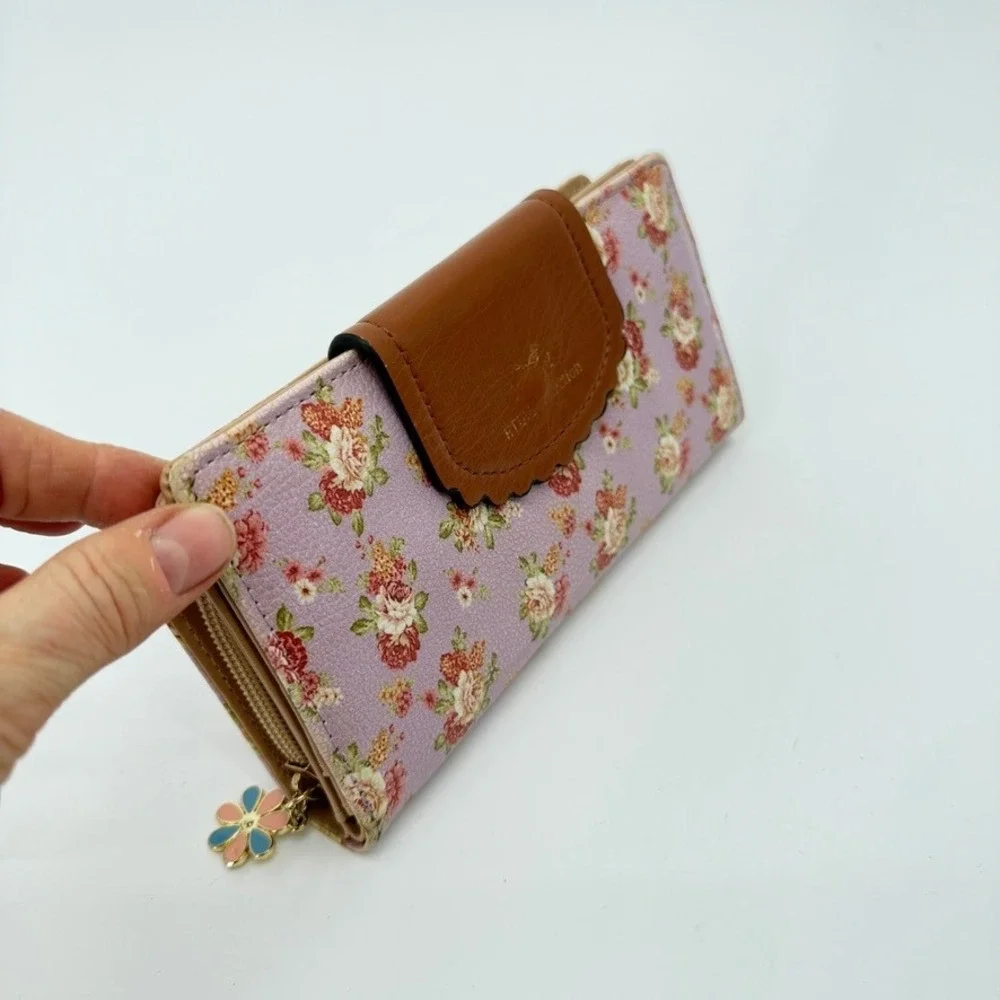 ETIAL Collection‎ Wallet Floral Print Scalloped Snap Zipper Purple Cottage Core